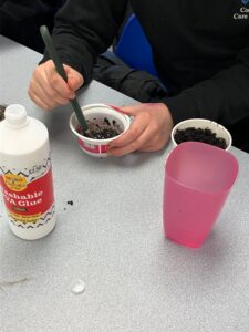 Soil painting in STEAM garden